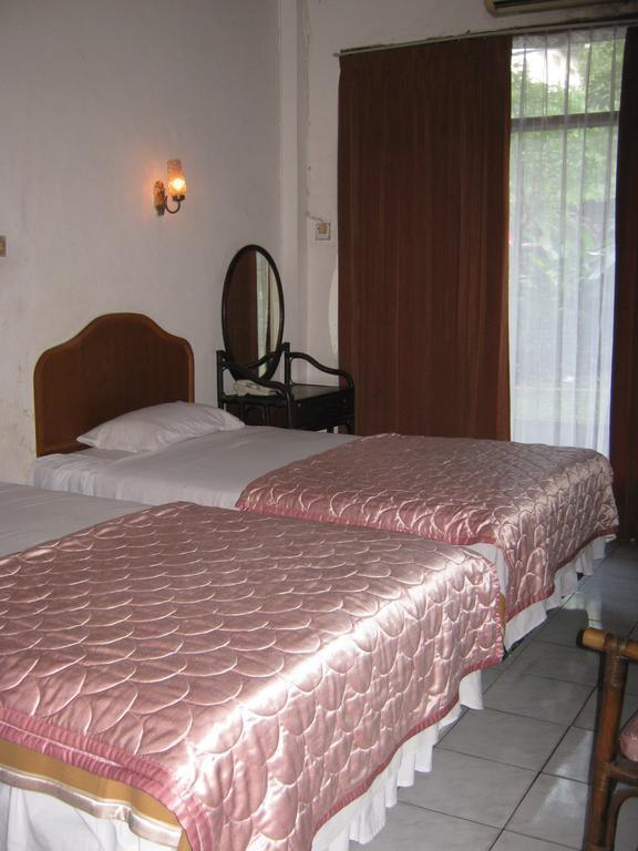 باليمبانغْ Le Paradis Hotel الغرفة الصورة